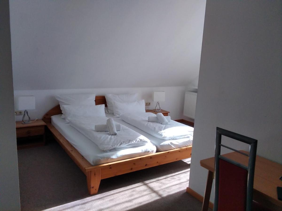 Gaestehaus Helbighof Neustadt an der Weinstraße Екстериор снимка